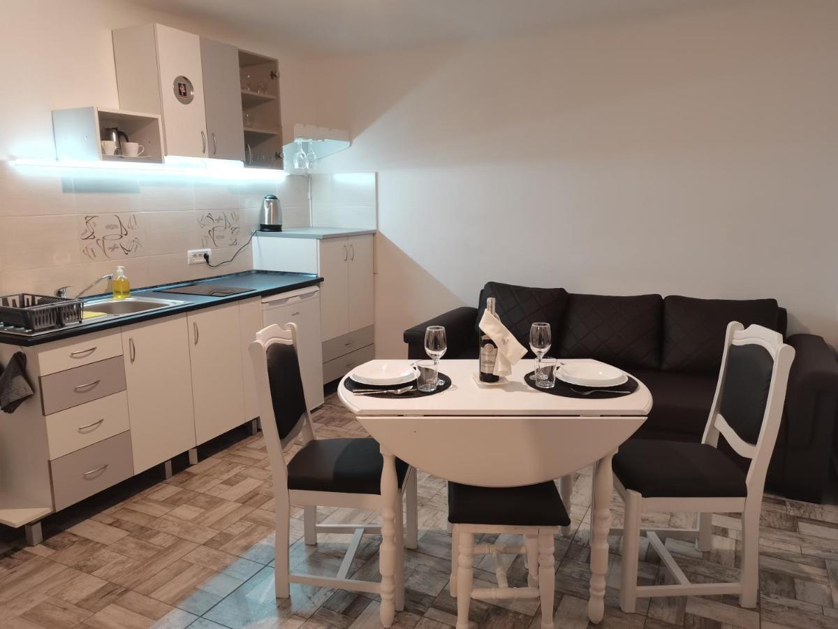 Carla'S Place Ap 2 Oradea Luaran gambar